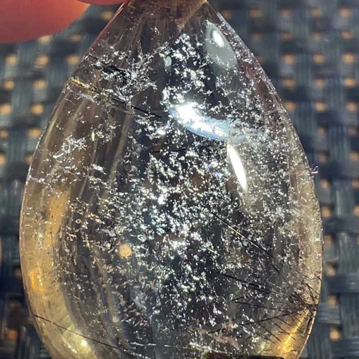 水晶颈饰未镶嵌岁***迹