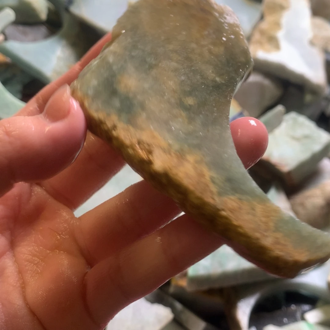 翡翠颈饰未镶嵌缅甸翡翠