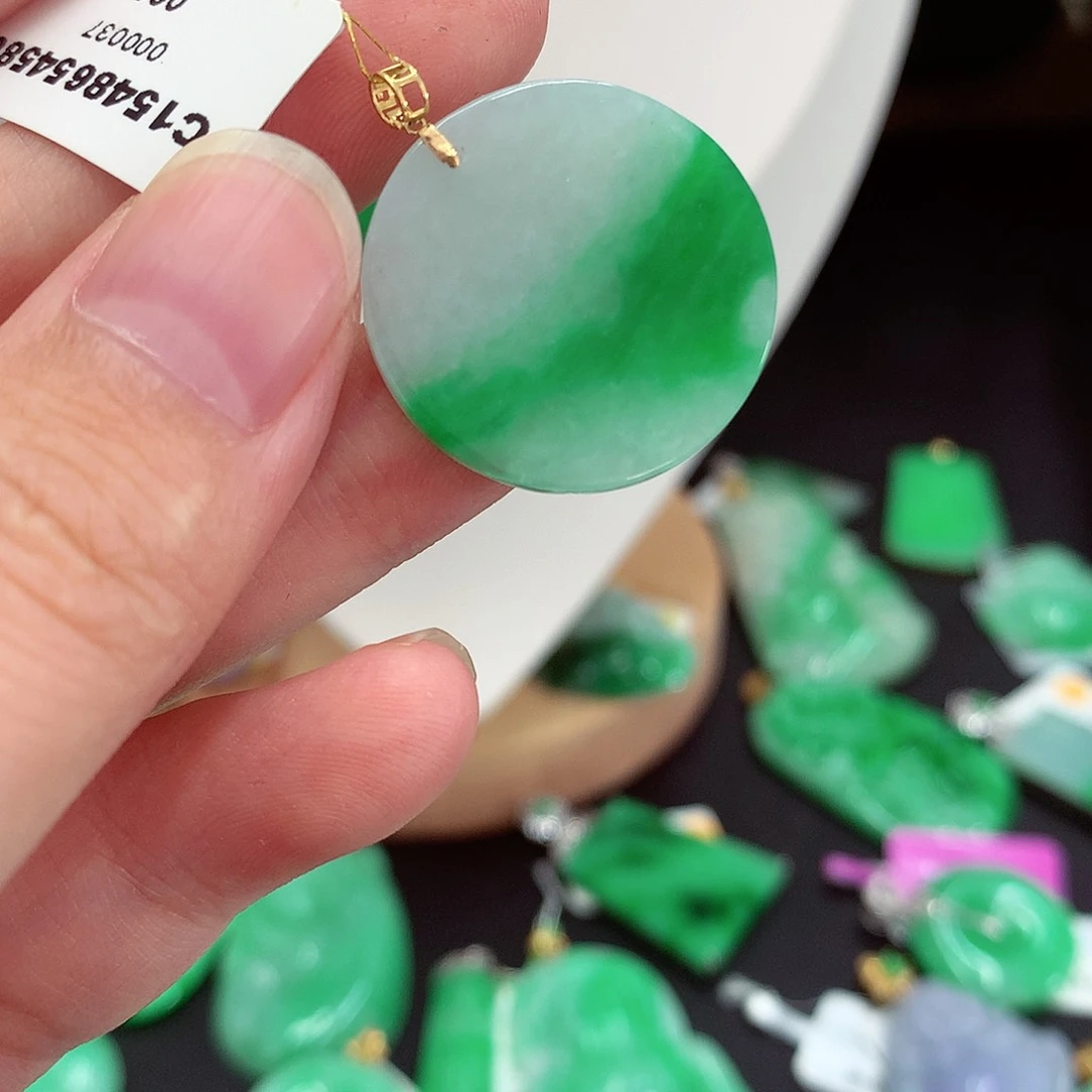 翡翠18K金镶嵌吊坠(不含链)