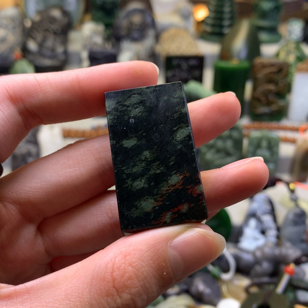 和田玉颈饰未镶嵌更***排