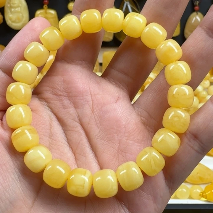 蜜蜡未镶嵌珠宝奇石