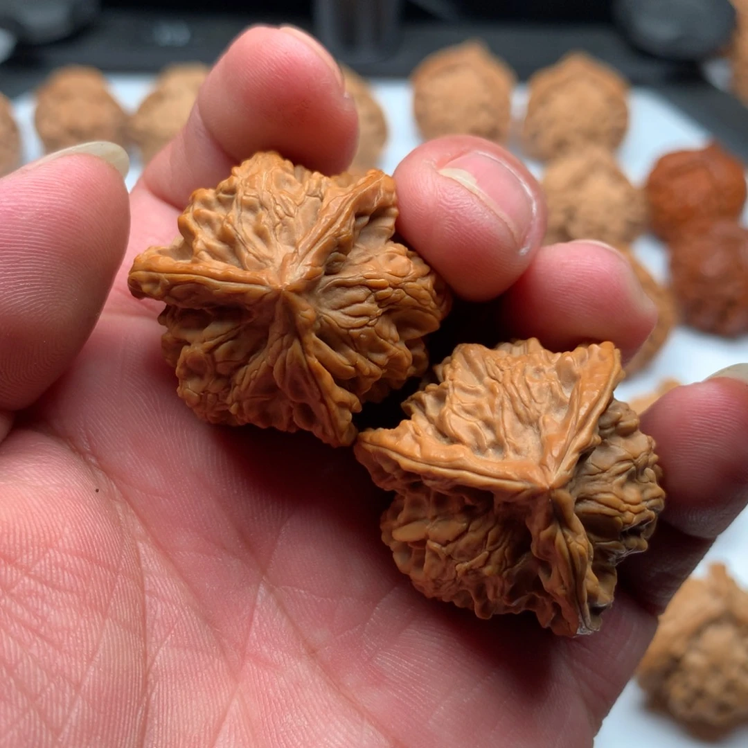 文玩核桃把件盘山公子帽