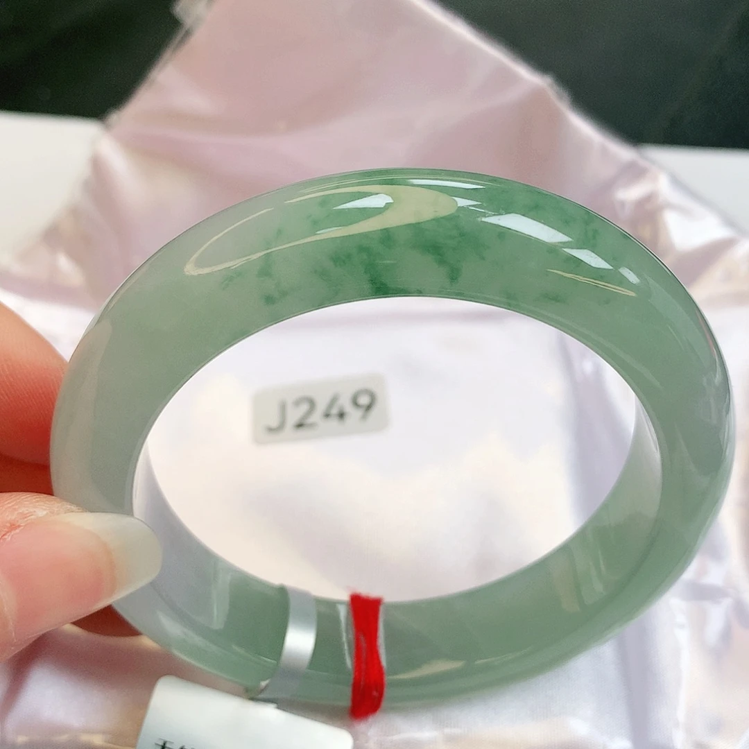 【闪购商品】翡翠手镯未镶嵌缅甸天然a货翡翠
