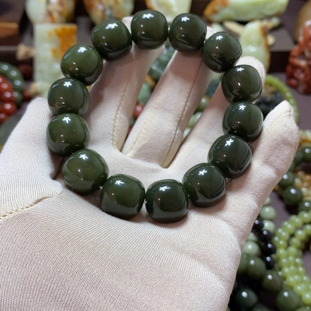 L***X透闪石质玉未镶嵌手链16