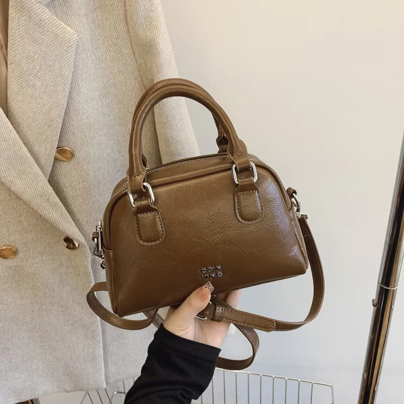 小包包休闲风百搭小众斜挎包复古时尚斜跨女士复古小方包7001