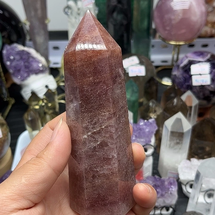 未镶嵌珠宝半成品水晶262克草莓晶柱
