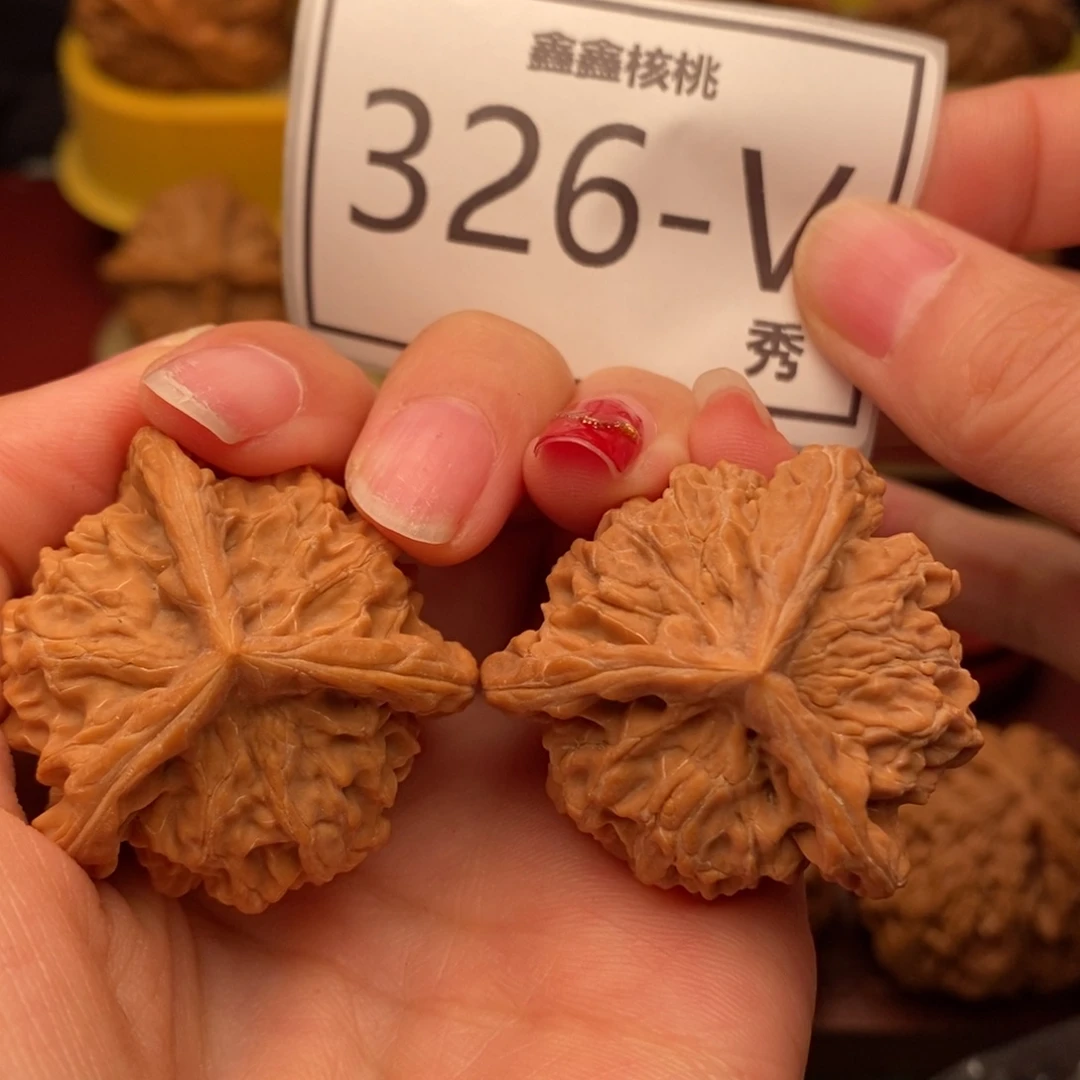 桃核把件盘山奔37……
