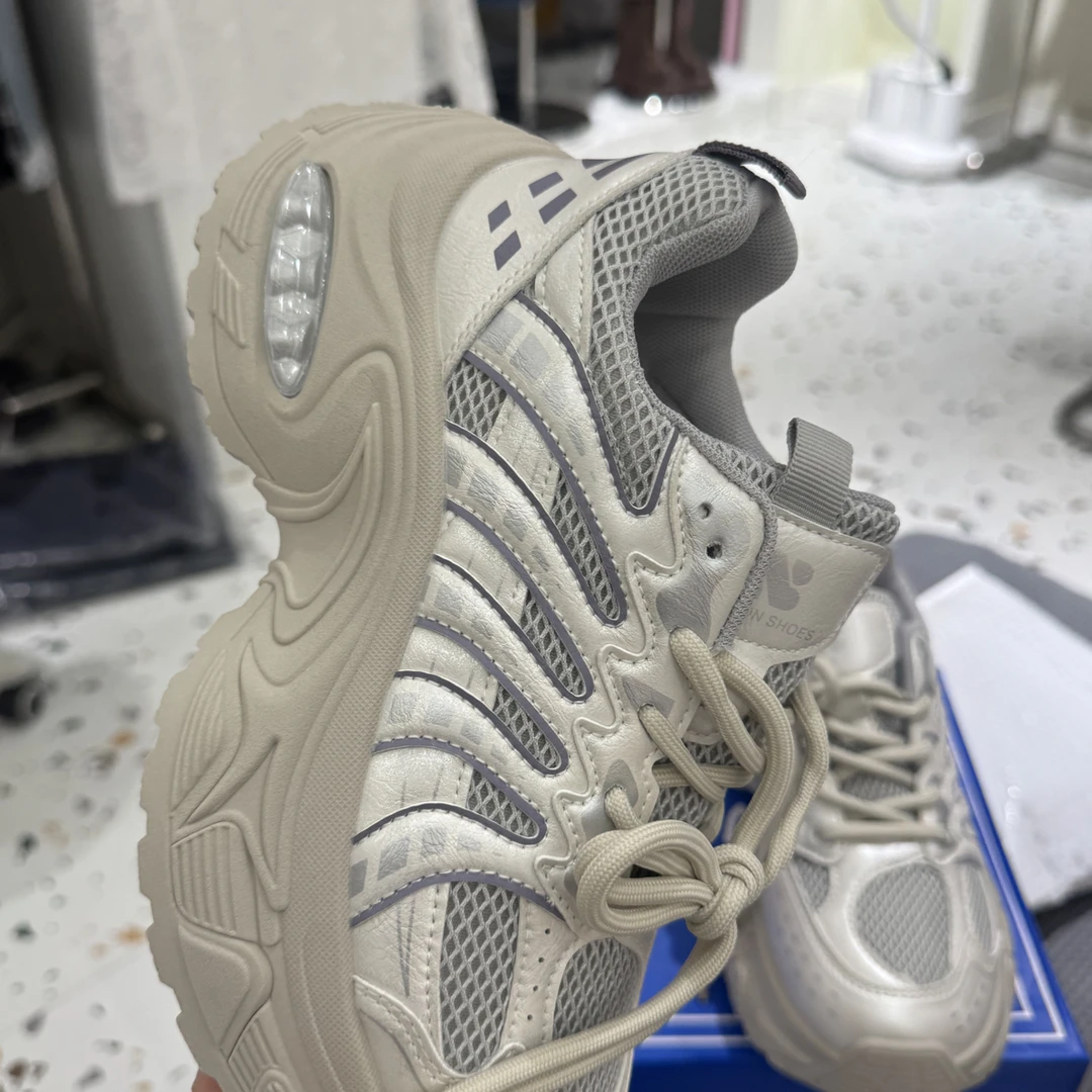 郑州初遇女装宠粉福利厚底老爹鞋透气增高