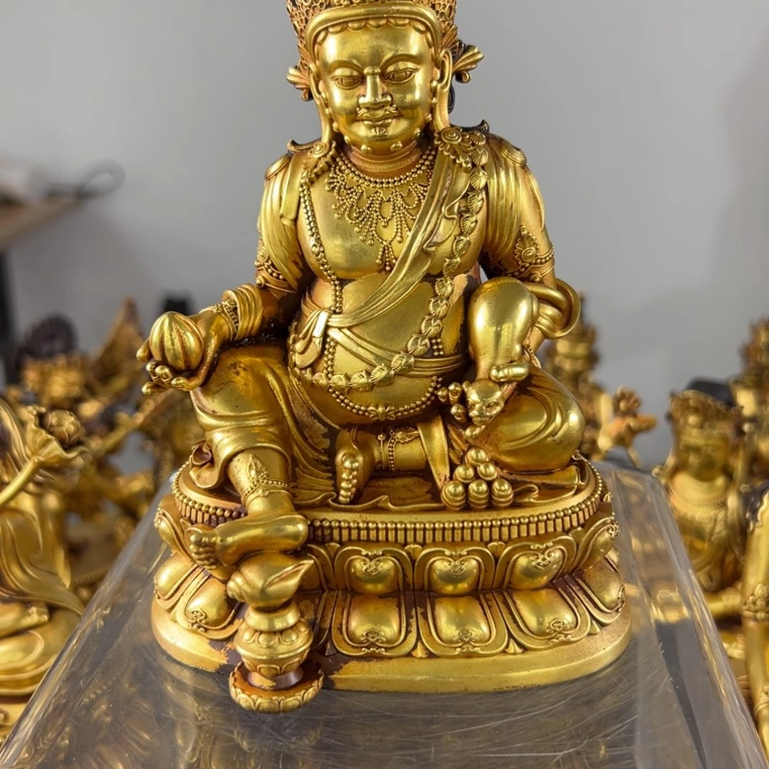 昊**行佛像的造型和造型