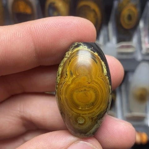 未镶嵌玛瑙/玉髓珠宝奇石