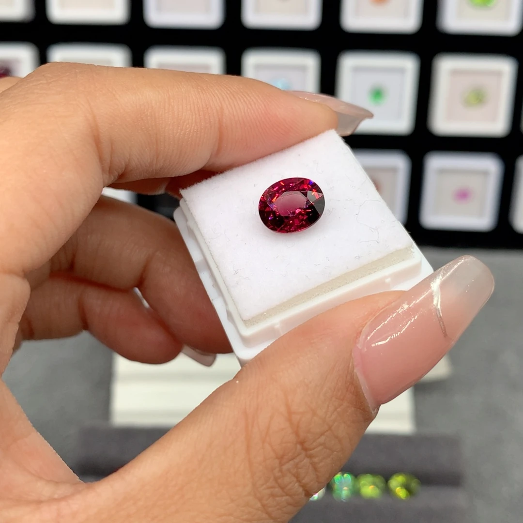 花****石榴石裸石未镶嵌2.75克拉镁铝