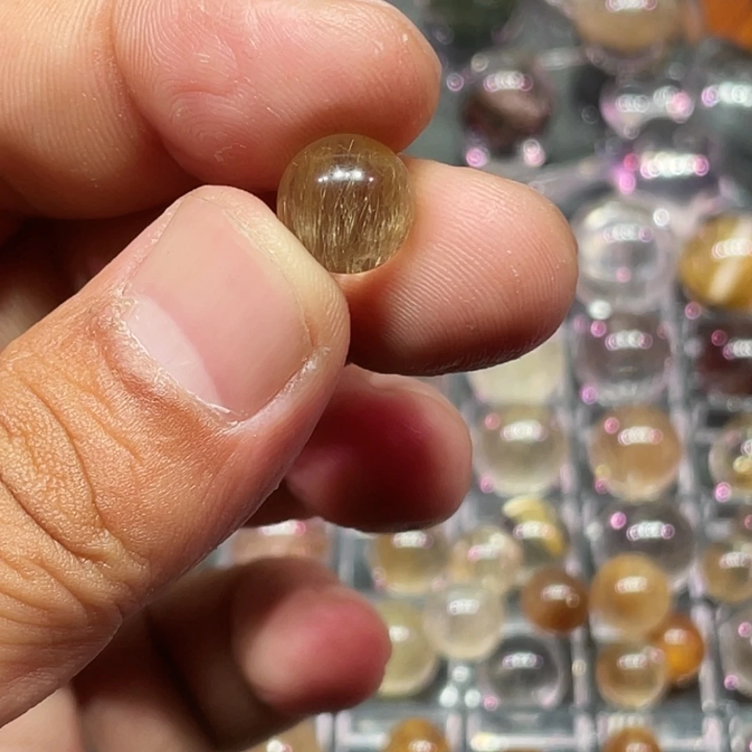 水晶天然水晶未镶嵌草***?
