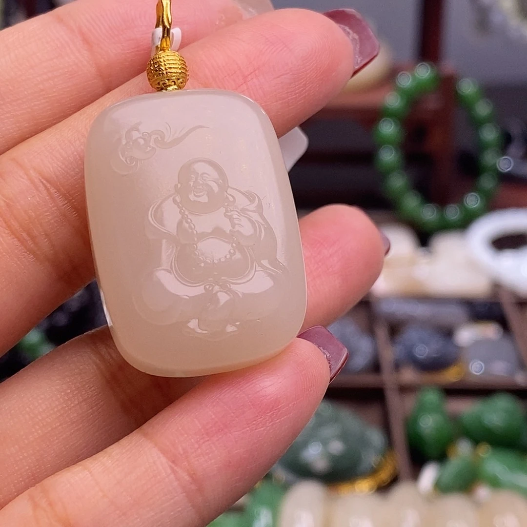 和田玉清货价浓红粉银佛牌未镶嵌
