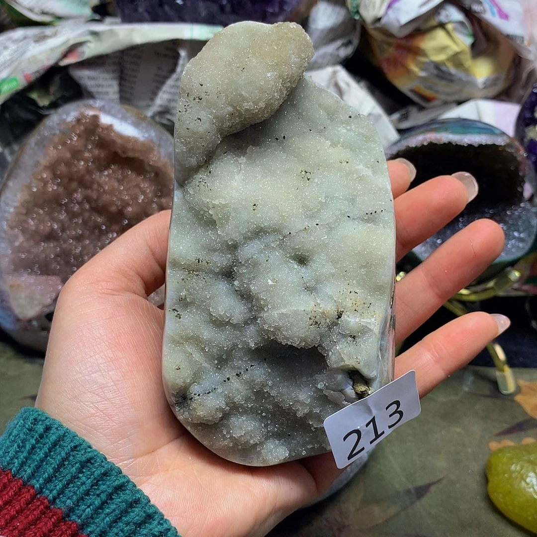 紫晶大型摆件（非配饰）未镶嵌