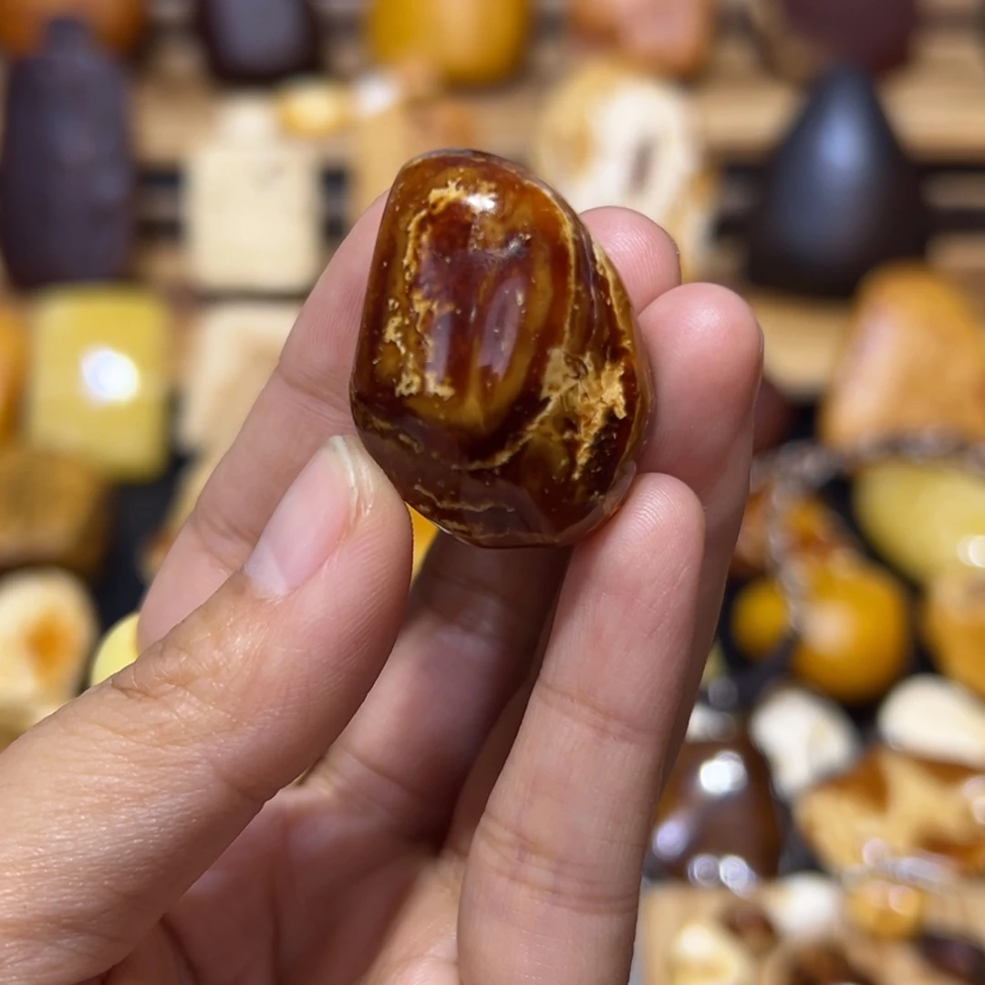 罗***福定制琥珀未镶嵌琥珀蜜蜡