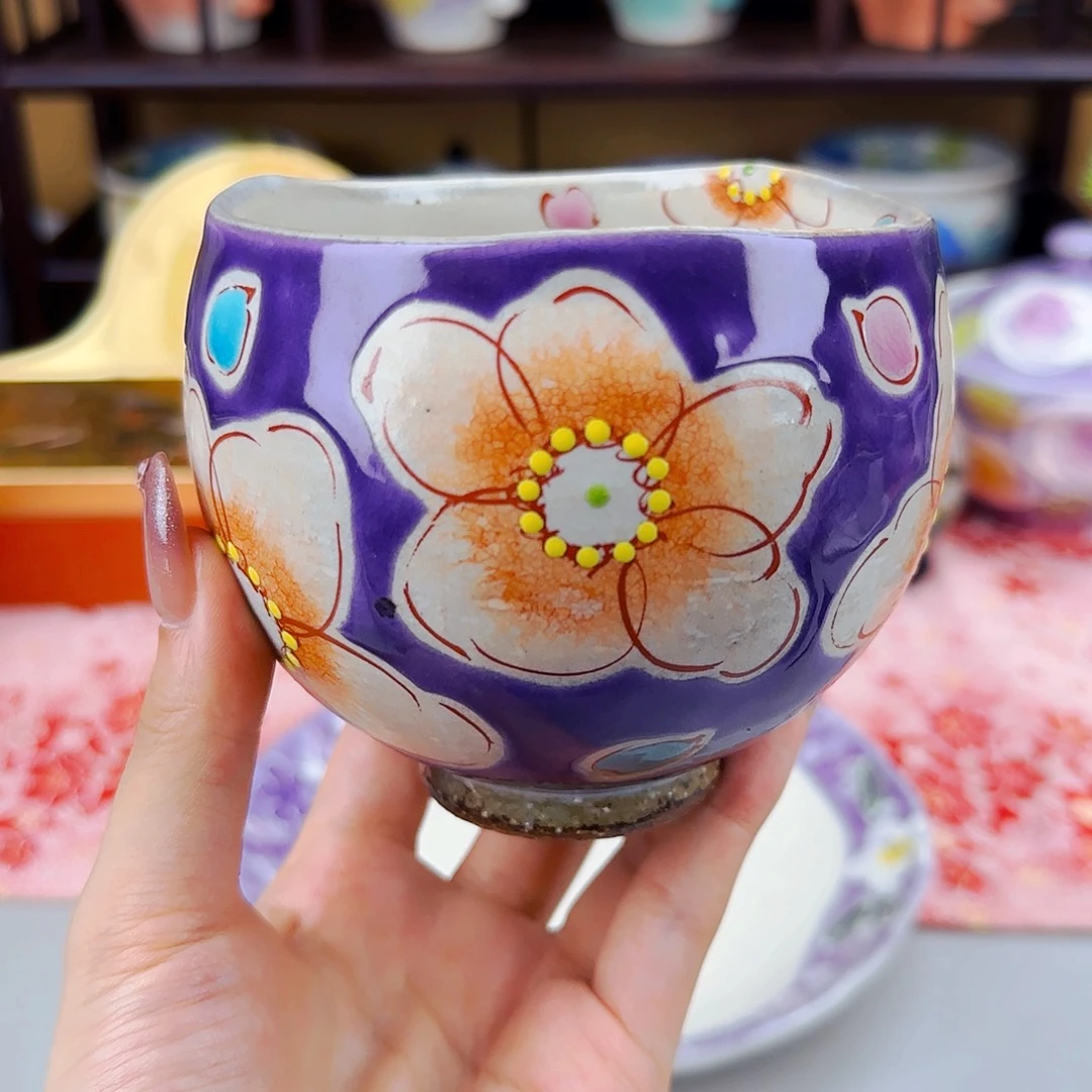他家茶具瓷器真美！