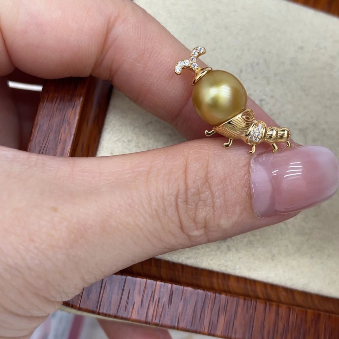 银S925镶嵌海水珍珠颈饰