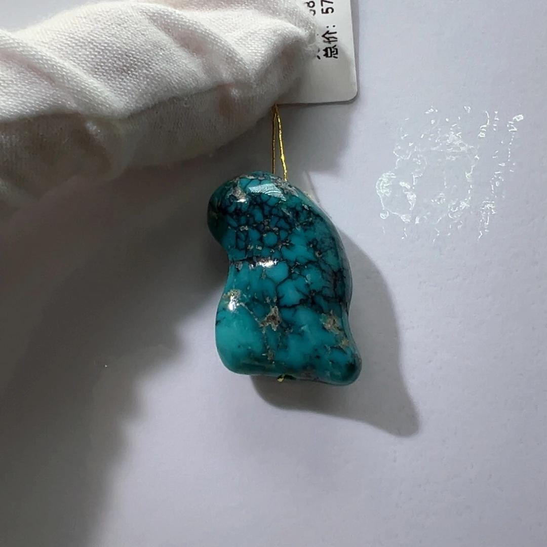绿松石未镶嵌挂件