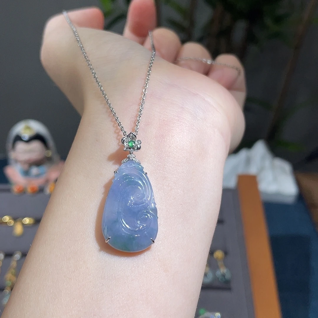 翡翠18K金镶嵌吊坠(不含链)紫如意