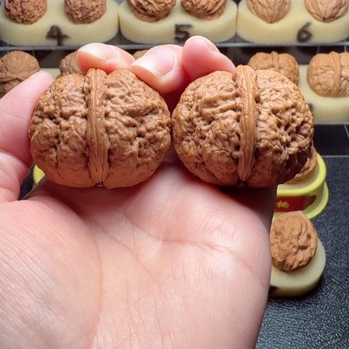 文玩核桃把件28号车