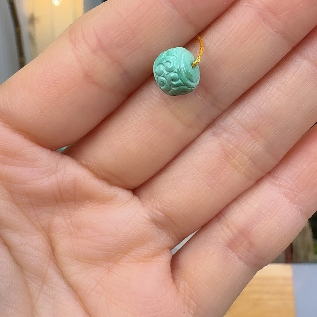 绿松石未镶嵌挂件