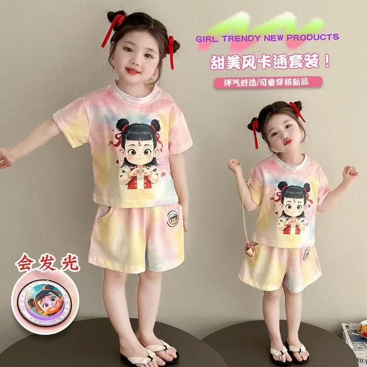 女小童哪吒套装夏季2025新款女宝宝扎染短袖夏装小女孩运动两件套
