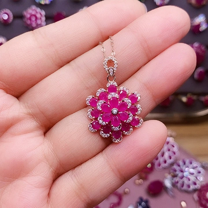 银S925镶嵌红宝石颈饰