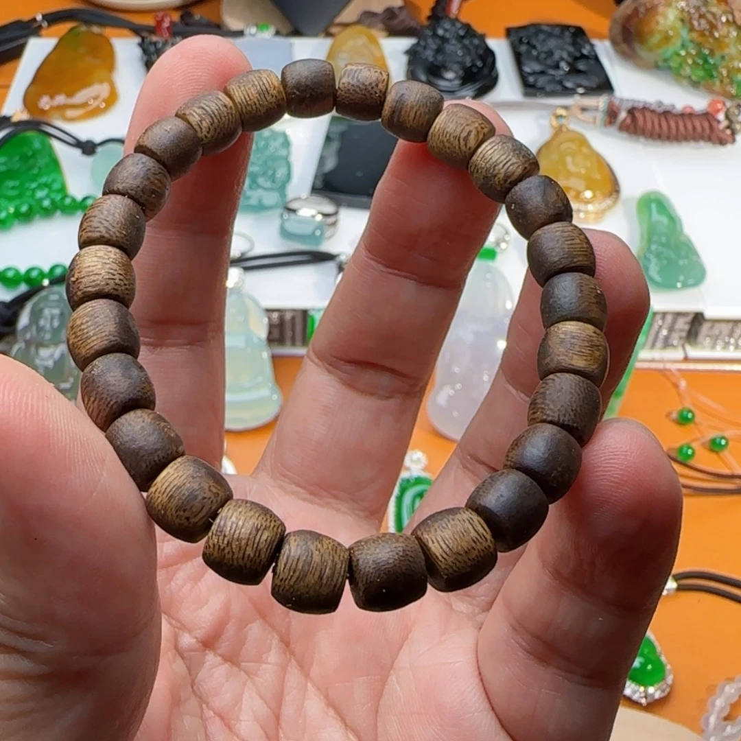 手串沉香95沉海南绿奇楠手串
