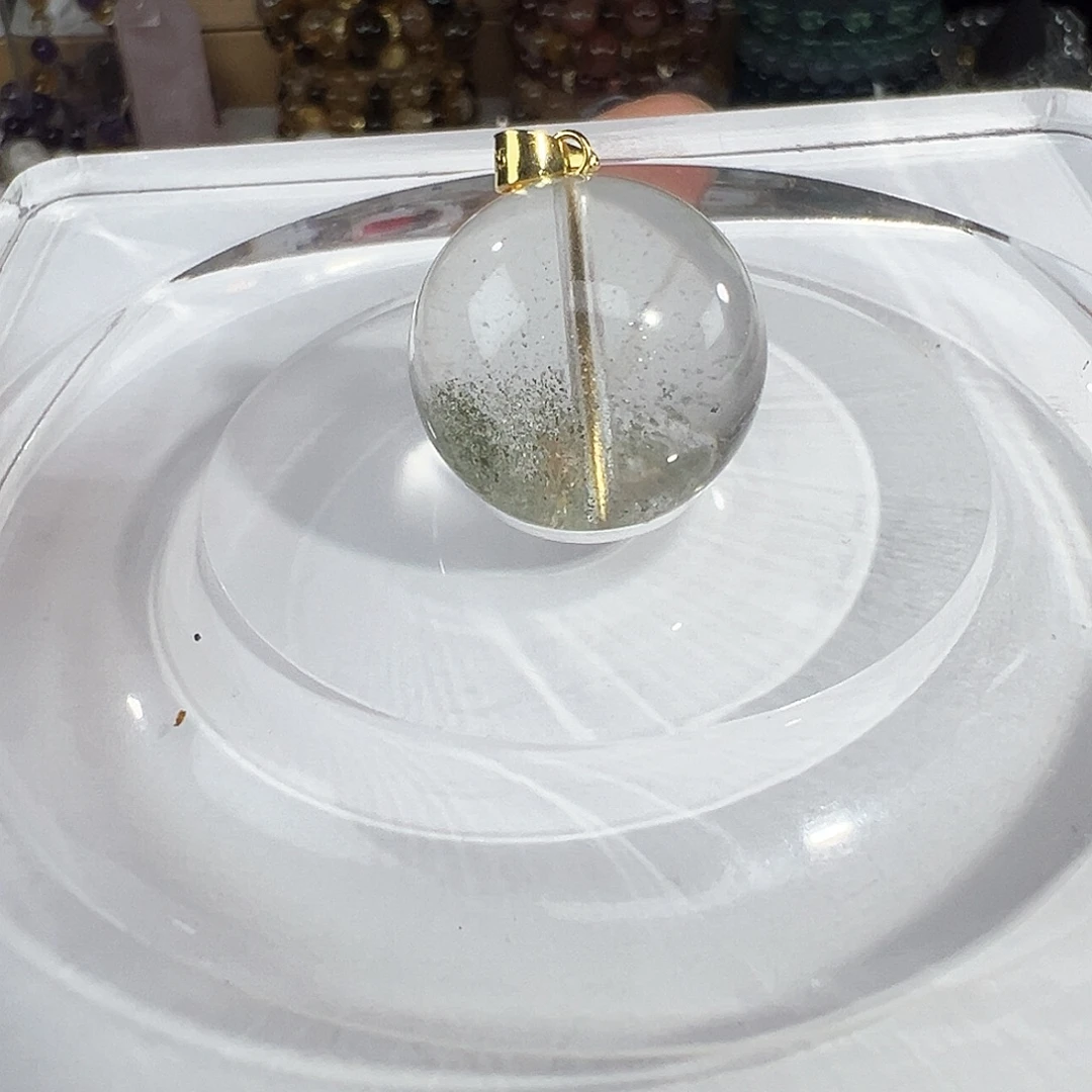 非金属绿幽灵吊坠