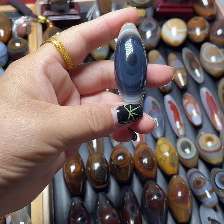 龍***馆玛瑙/玉髓11111111111未镶嵌