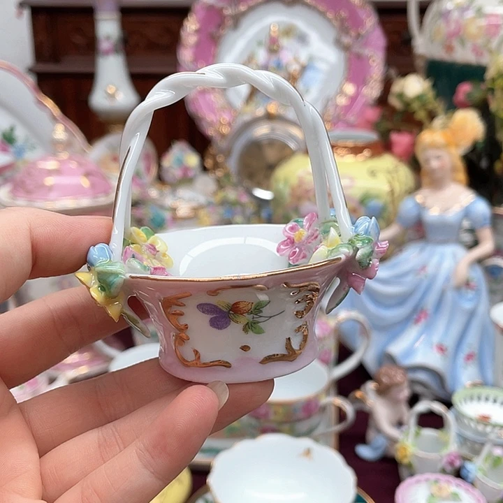 杯碟陶瓷摆件陶瓷