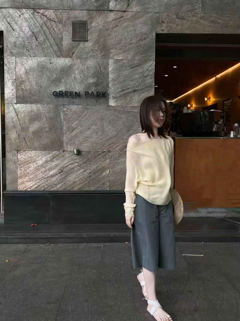 2025春夏新款韩系简约通勤风斜肩上衣百搭高腰灰色西裤套装