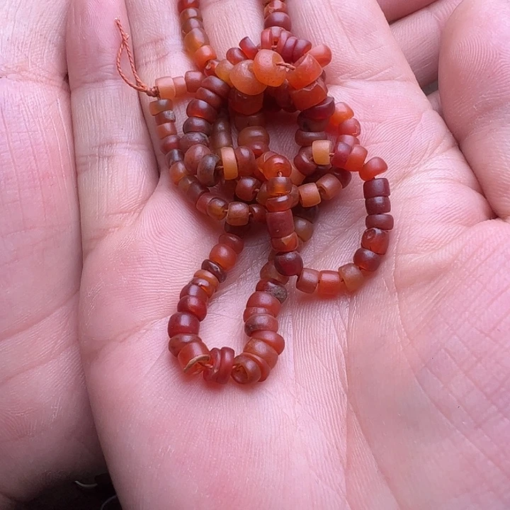 狮***光玛瑙/玉髓未镶嵌颈饰