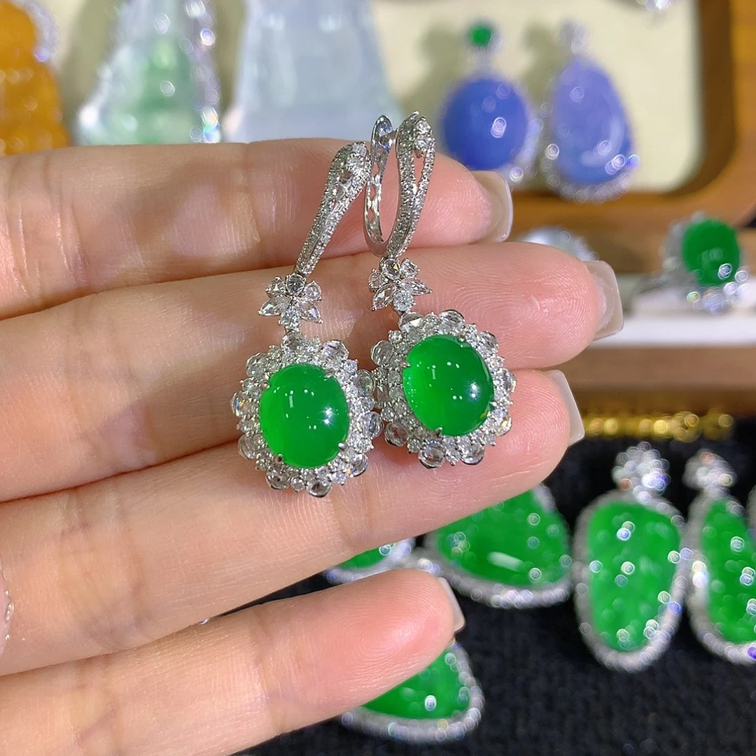 翡翠18K金镶嵌耳饰蛋面