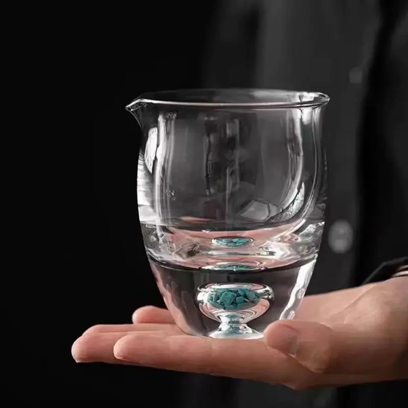 绿松石水晶玻璃加厚无耳公道杯