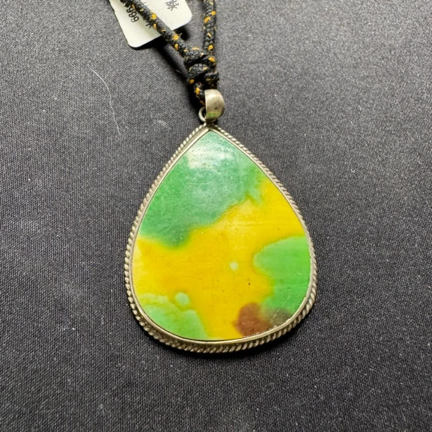 1342-3L十一特惠素三彩高品质瓷片艺术