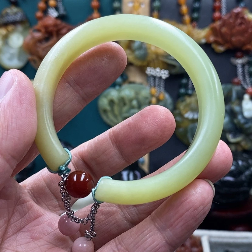 【闪购商品】蛇纹石玉未镶嵌手镯56