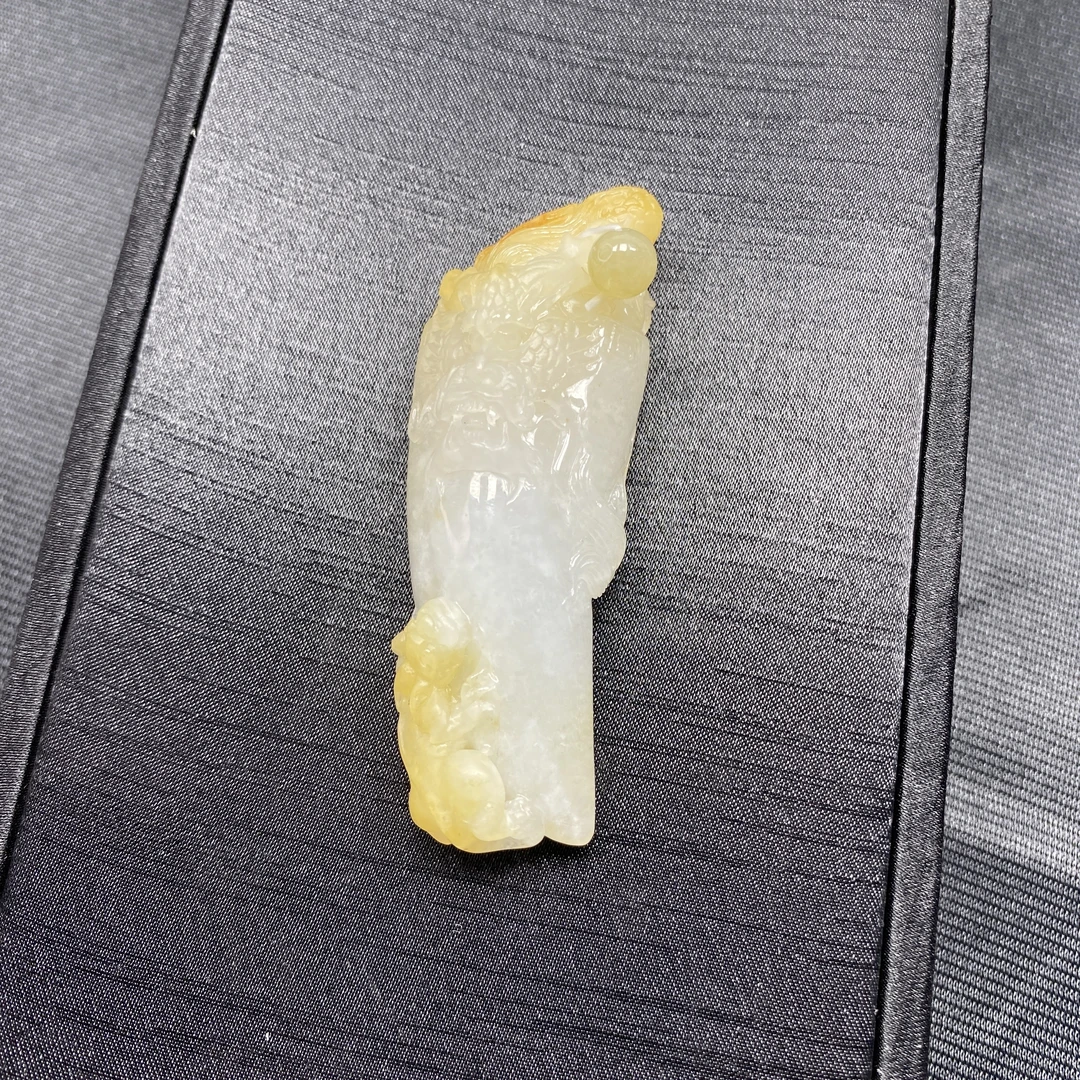 18天然缅甸翡翠A货冰黄翡盘龙柱/000127北京中保拍卖