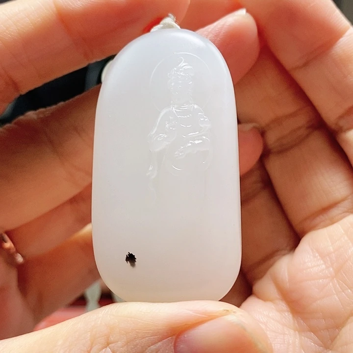 【闪购商品】颈饰未镶嵌和田玉