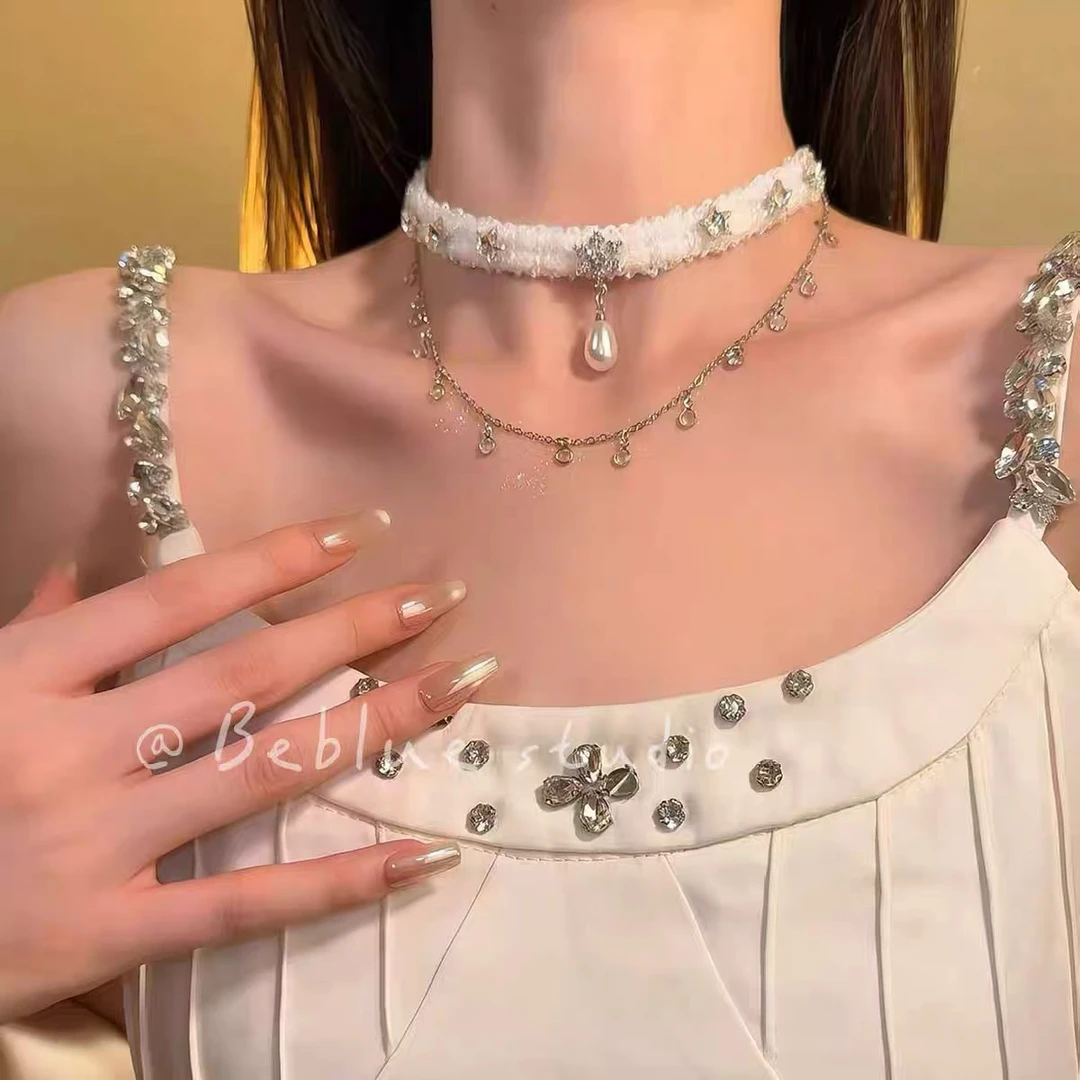 铜合金仿珍珠项链 圣诞节超闪水钻雪花项链女秋冬高级感毛衣链