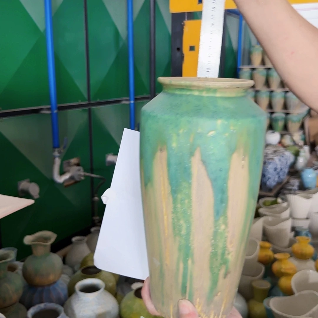 景德镇陶瓷花瓶微瑕