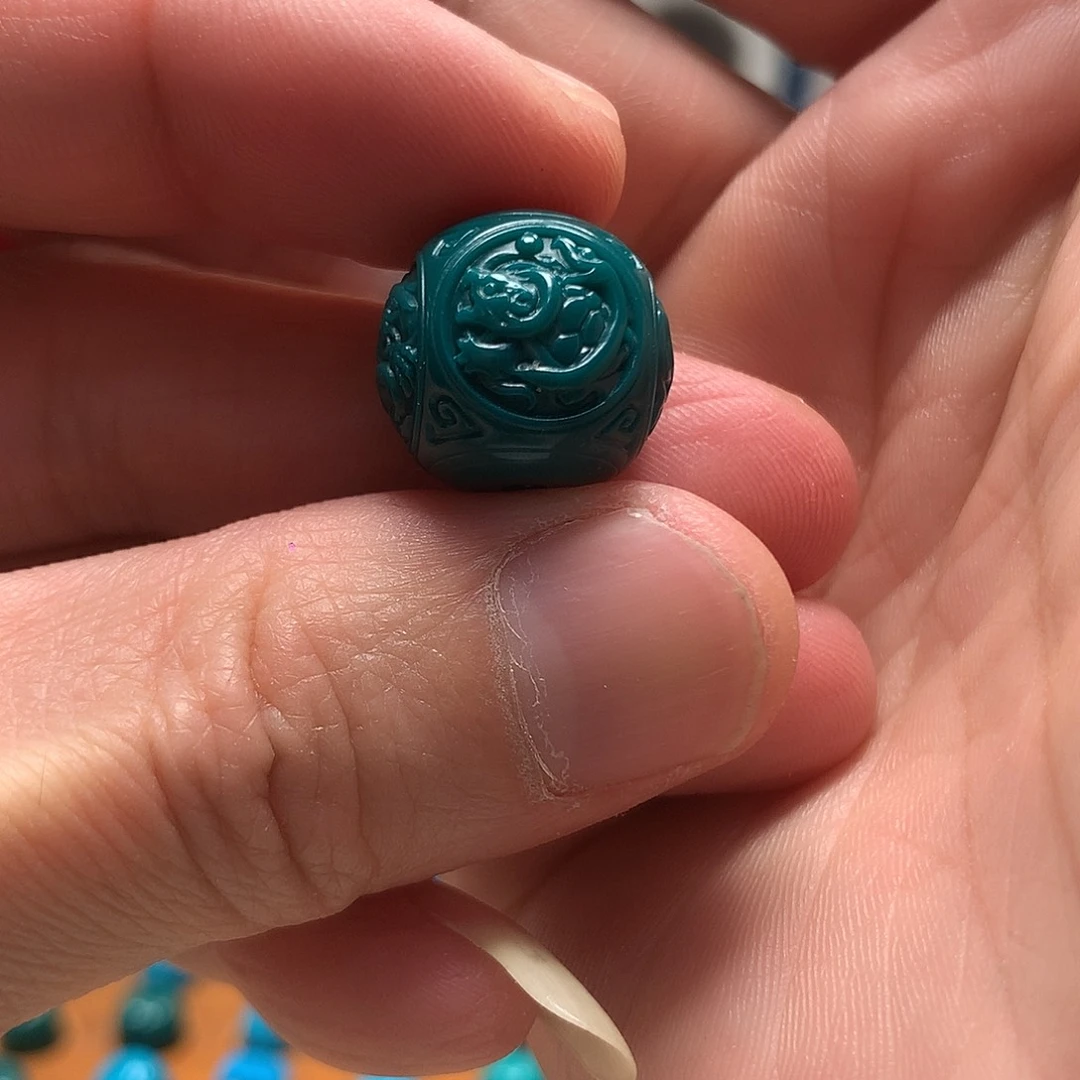 颈饰琉璃地狱色四大神兽16mm