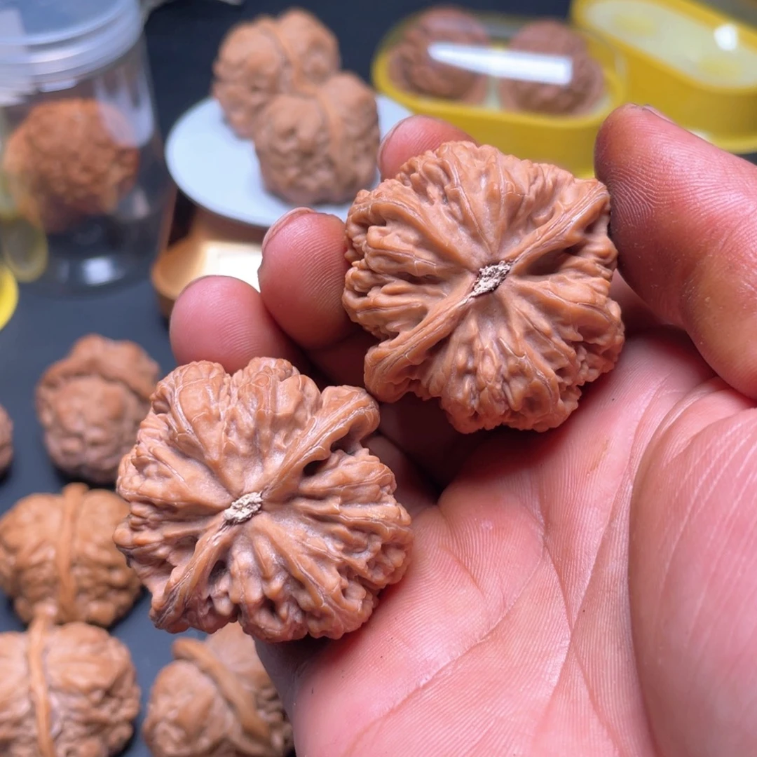 吊坠文玩核桃45大粗筋