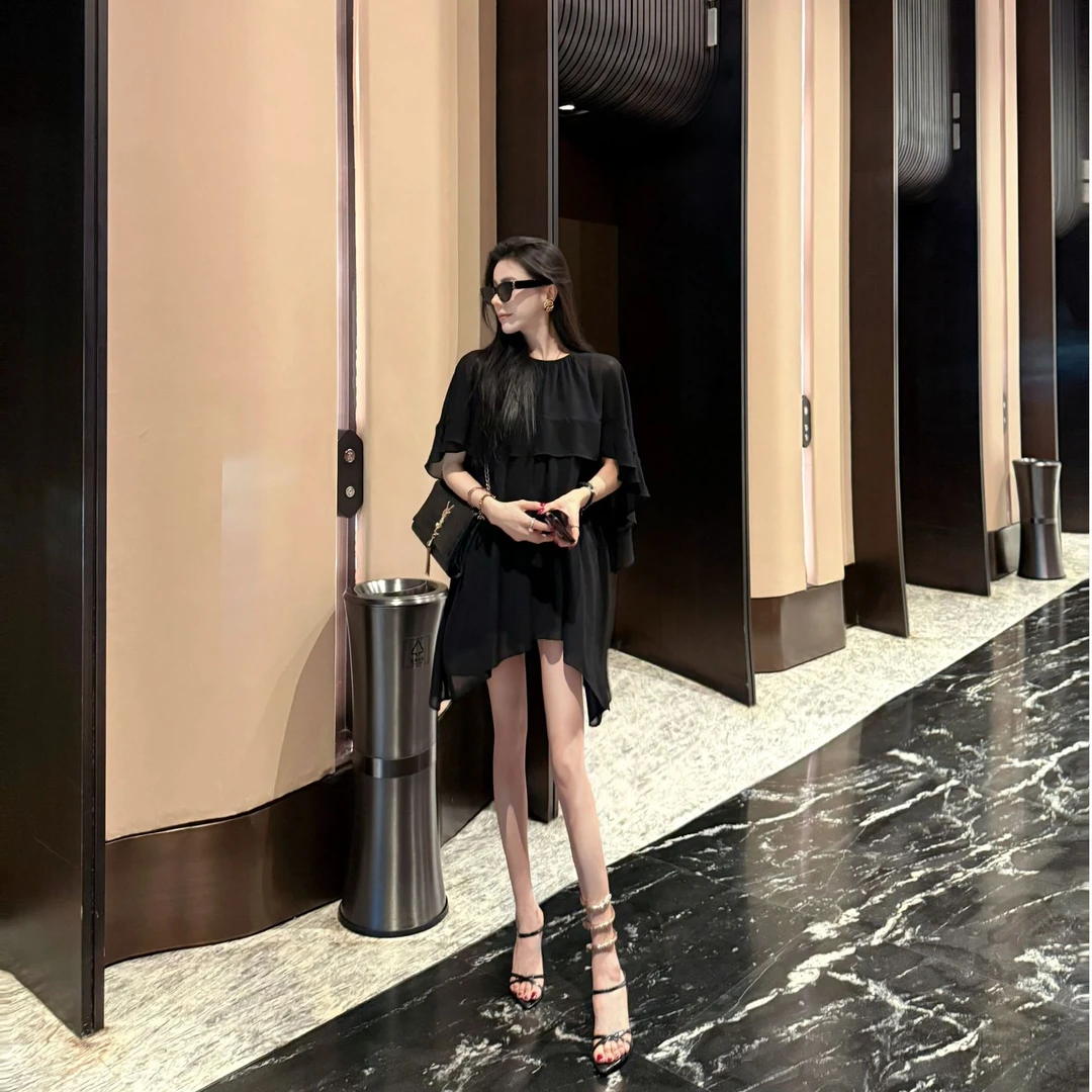 WANWAN【希腊女神】连衣裙斗篷设计气质百搭黑色设计JJX5LYQ3037