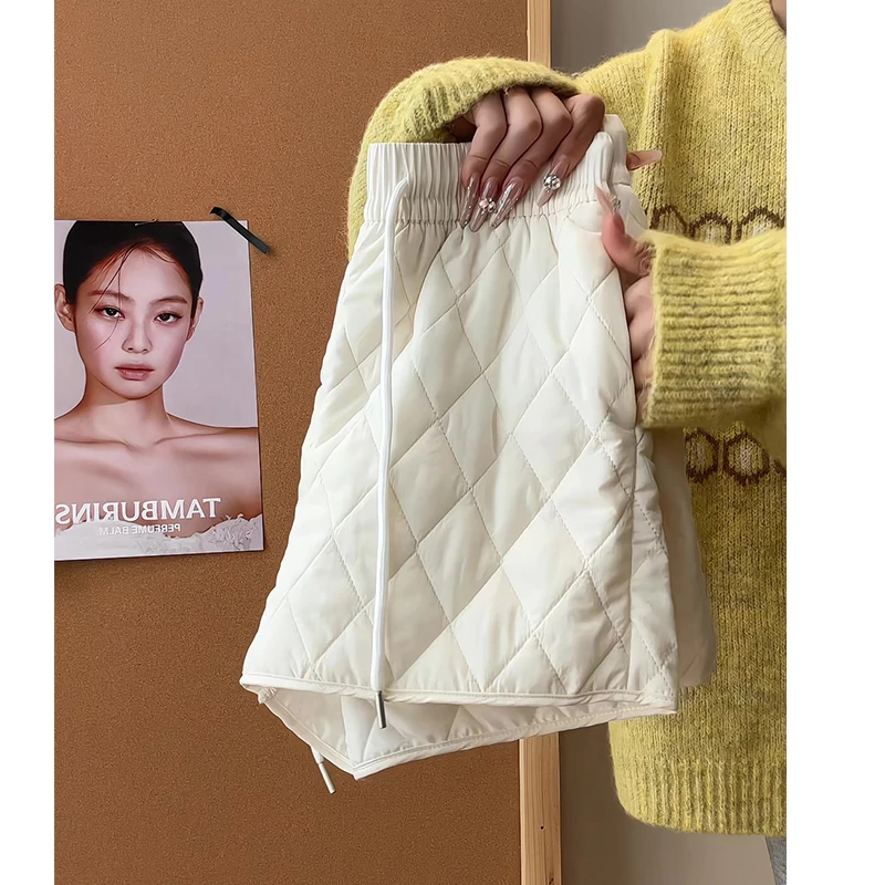 2025冬季白色新款菱格打底棉裤女小个子靴裤保暖五分夹棉宽松短裤