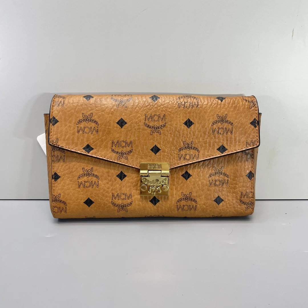 90新 MCM 媚姐/mcm干邑色链条包23x14x4cmG030606