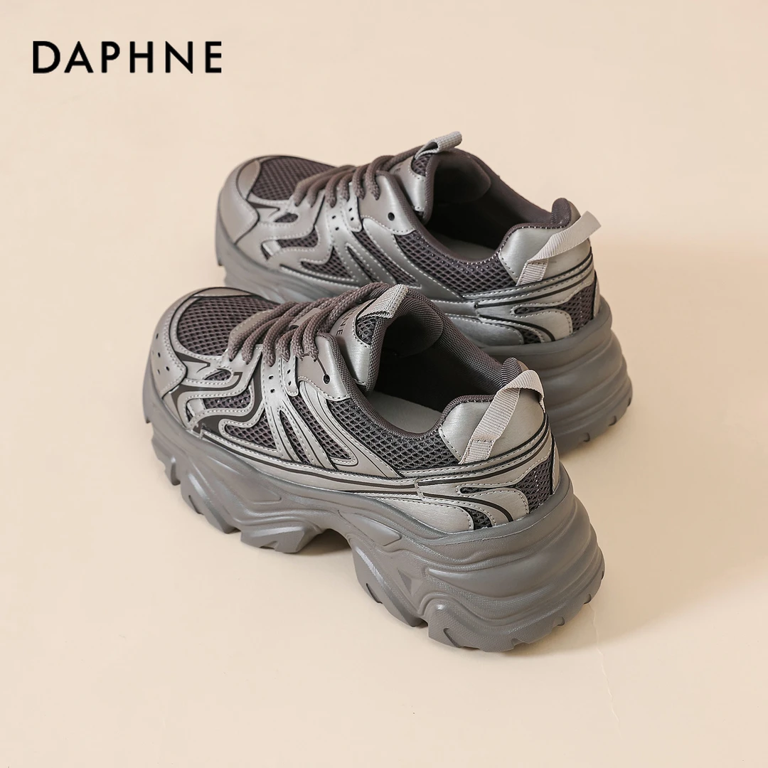 达芙妮枪色老爹鞋女秋季2025新款厚底轻便百搭时尚休闲运动鞋防滑