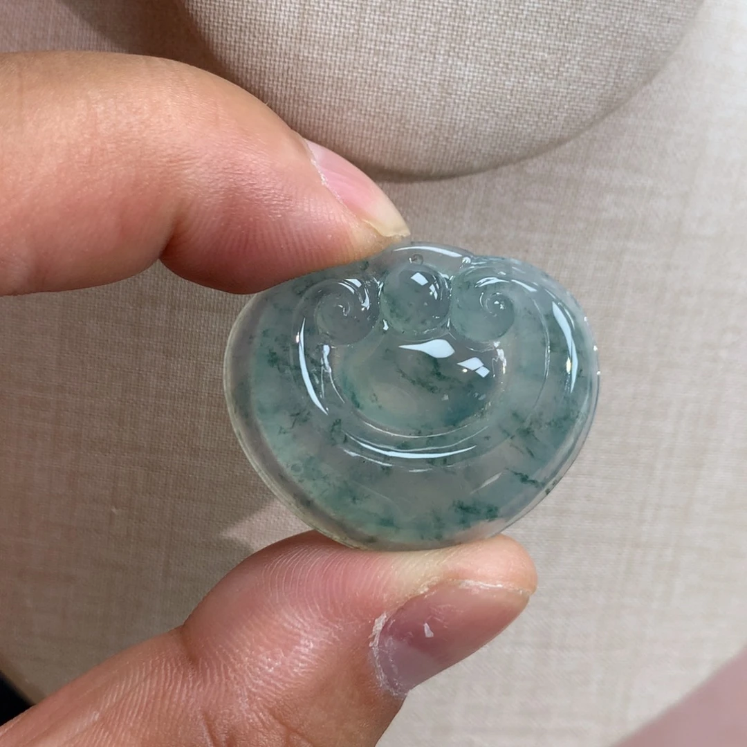 颈饰未镶嵌翡翠如意