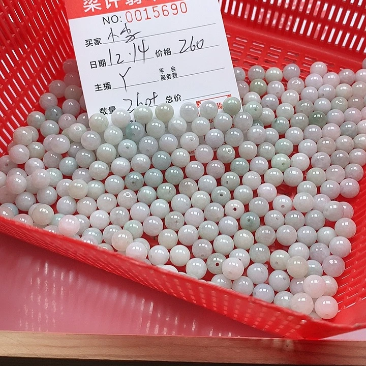 小***子翡翠散珠珠子。