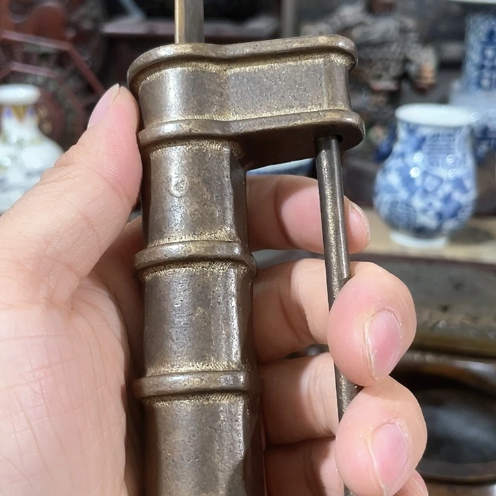 坐***涛核桃木移动器物表面张力障碍性损伤